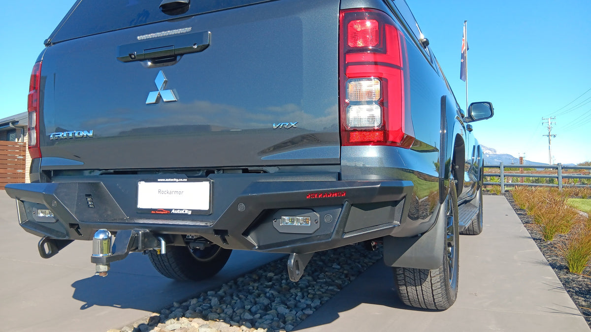 Rockarmor GT rear step tow bar fitted to Mitsubishi Triton MV