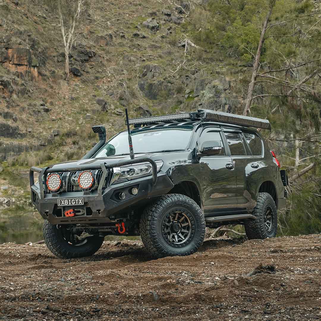Rockarmor Rock Pack — Toyota Prado 150 Series 11/2017+ | GT Hoop Bullbar + Rock Sliders