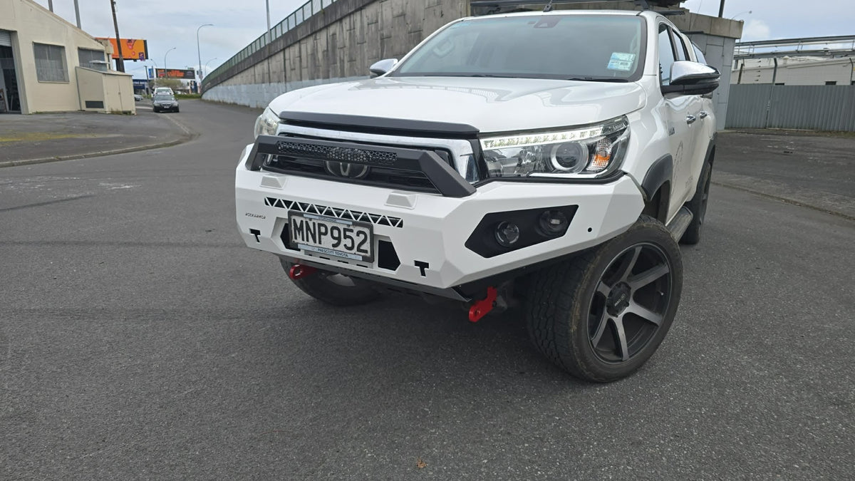 Rockarmor GT Hoopless Steel Bullbar fitted to Toyota Hilux N80 2015-2020