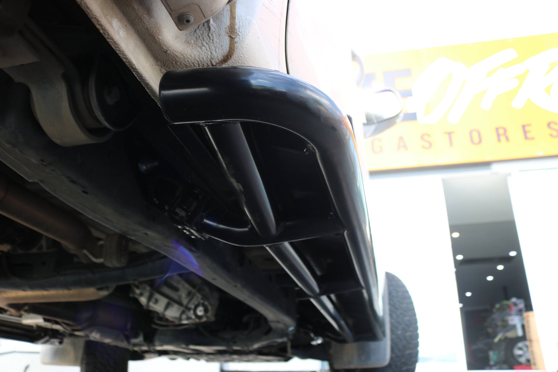 Rockarmor Steel Rockslider Side Steps - Vw Amorok 2010 To Current